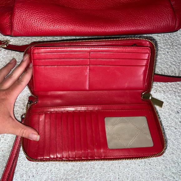 Michael Kors purse and matching wallet set - Picture 2 of 2